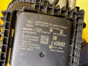 RADAR SENSOR MARTWEGO POLA BLIS PRAWY FORD FIESTA MK8