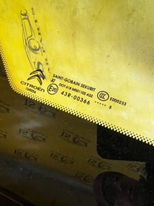 SZYBA KAROSERYJNA PRZÓD PRAWY CITROEN C4 GRAND PICASSO II 2015R