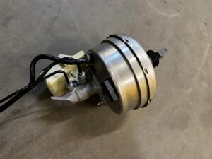 SERWO POMPA HAMULCOWA MERCEDES GL X166