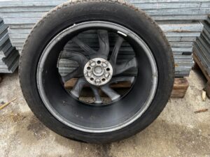 KOŁO FELGA OPONA CAŁOROCZNA LAND ROVER DISCOVERY V 5 L462 275/45 R21