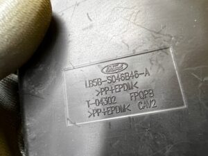 WYPEŁNIENIE GUMA ZAŚLEPKA GUMOWA WKŁAD SCHOWKA FORD EXPLORER MK6