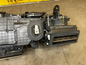 KOMPLETNA NAGRZEWNICA DMUCHAWA KLIMATYZACJI PRZÓD FORD EXPLORER MK6