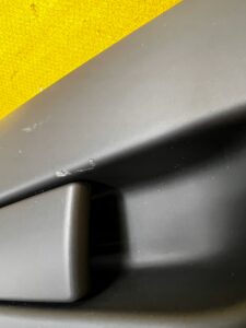 SCHOWEK DESKI KONSOLI PASAŻERA AUDI A4 B9