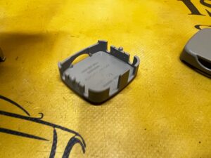 ZAŚLEPKA OSŁONA BAGAŻNIKA W BAGAŻNIKU MERCEDES GL X166 GRAY