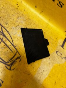 PODSTAWA PODŁOGA SCHOWKA DESKI ROZDZIELCZEJ BMW F40