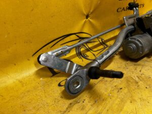 MECHANIZM WYCIERACZEK PRZÓD LR RANGE ROVER EVOQUE II L551