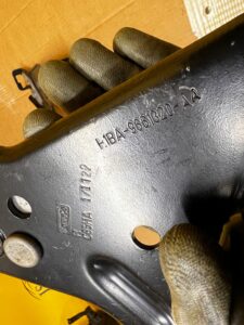 KOMPLET ZAWIASY PODŁOGI BAGAŻNIKA KANAPY TYŁ FORD FIESTA MK8