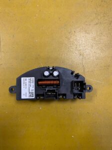 REZYSTOR NAGRZEWNICY MERCEDES W246 INFINITI Q30