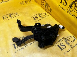 KOMPLET PEDAŁ POTENCJOMETR GAZU HAMULCA SPRZĘGŁA PEUGEOT 2008 II GT LINE