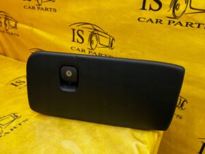 SCHOWEK PASAŻERA DESKI KONSOLI PRAWY CHEVROLET CORVETTE C5 97-04