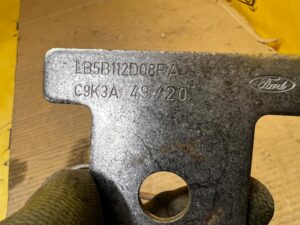 BLACHA UCHWYT WSPORNIK MOCOWANIE FORD EXPLORER VI MK6