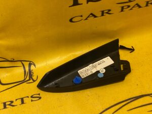 TRÓJKĄT OSŁONA SŁUPKA PRAWA DACIA DUSTER II 17-