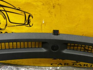 KRATKA GÓRNA NAWIEWU OSŁONA DESKI KONSOLI PODSZYBIE NISSAN X-TRAIL T32 EU