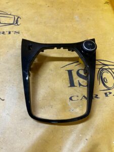 OSŁONA RAMKA DEKOR MIESZKA TUNELU FORD FIESTA MK8 EU ST-LINE