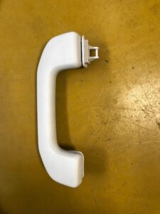 RĄCZKA UCHWYT PODSUFITKI MERCEDES 246 INFINITI Q30