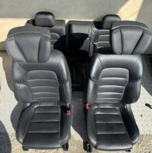 FOTELE WNĘTRZE KANAPA SKÓRA CZARNA RENAULT KOLEOS II INITIALE PARIS