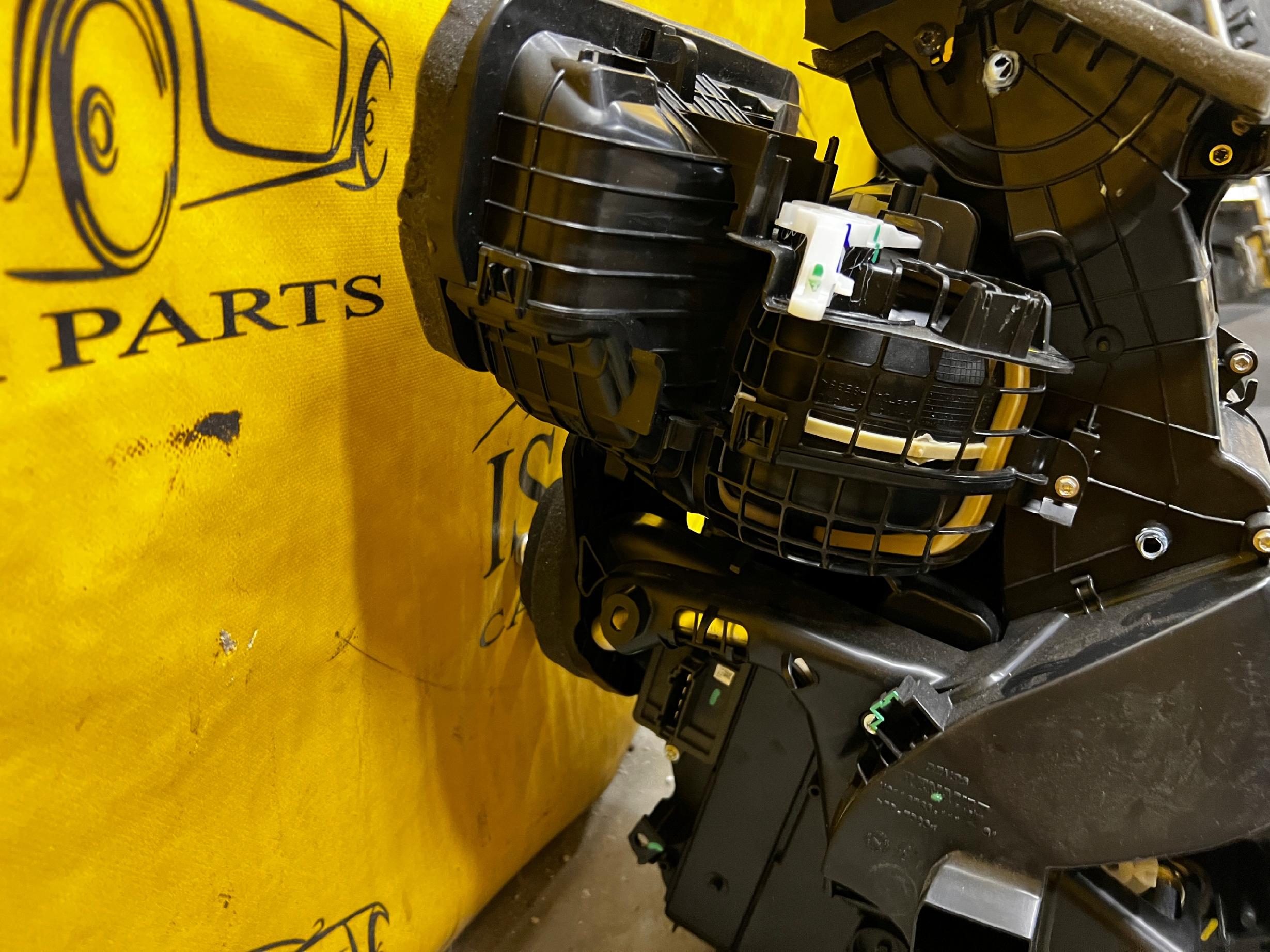 DMUCHAWA NAGRZEWNICA DACIA SANDERO III 2023R