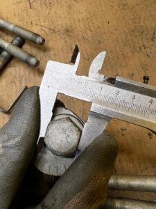 4 X ŚRUBA ZBIEŻNOŚCI ZAWIESZENIA M16X140 FORD BRONCO 21-