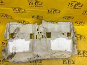 WYGŁUSZENIE WYKŁADZINY PODŁOGI RENAULT KADJAR TYŁ