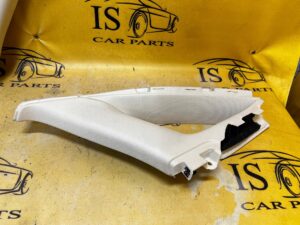 OSŁONA POSZYCIE TAPICERKA SŁUPKA C PRAWY AUDI A8 D4 LONG