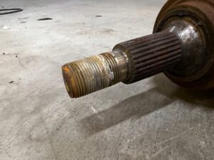 PÓŁOŚ PRZÓD LEWY LEWA KRÓTKA CITROEN C4 GRAND PICASSO II 1.6 THP AUTOMAT