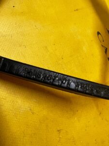 WYGŁUSZENIE IZOLACJA DŹWIĘKOWA WYŚWIETLACZA PRZEZIERNEGO BMW X5 E70 X6 E71