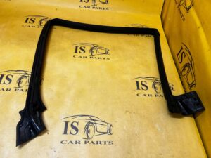 USZCZELKA DRZWI SZYB KAROSERII GÓRNA PRZÓD PRAWA 4 DRZWI FORD BRONCO 21-