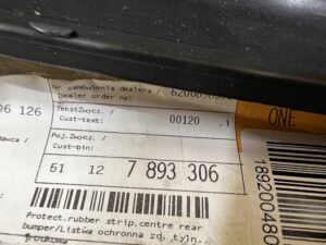 LISTWA ŚRODKOWA ZDERZAKA TYŁ BMW 3 E46 SEDAN M-PAKIET 4 X PDC NOWA OEM