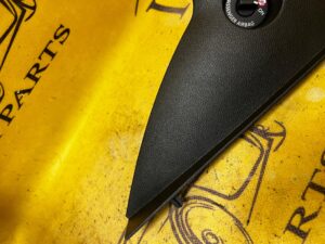 OSŁONA BOCZEK KONSOLI PRAWA DACIA SANDERO III 2023R