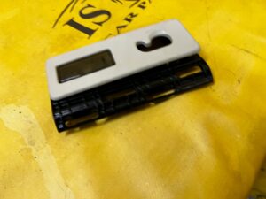 LAMPKA OŚWIETLENIE KABINY WNĘTRZA LEWA LAND ROVER DISCOVERY 5 V L462