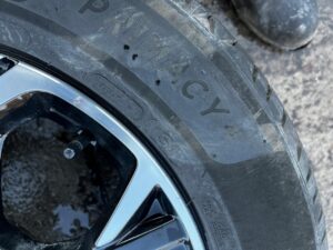 KOŁA FELGI OPONY LETNIE CITROEN DS3 CROSSBACK 215/60 R17