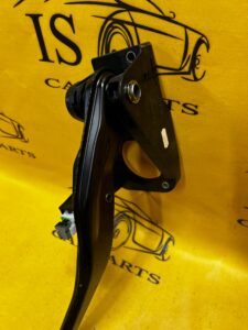 PEDAŁ HAMULCA MANUAL MERCEDES W156 INFINITI Q30