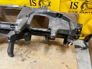 RURA WZMOCNIENIE STELAŻ DESKI JAGUAR XJ X351