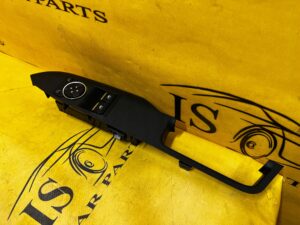 PANEL PRZEŁĄCZNIK SZYB LUSTEREK PRZÓD LEWY FORD MUSTANG VI