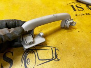 KOMPLET RĄCZKI UCHWYTY PODSUFITKI TYŁ LAND ROVER DISCOVERY SPORT V L550