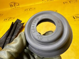 GUMA OSŁONA USZCZELNIACZ CHEVROLET CORVETTE C5 97-04