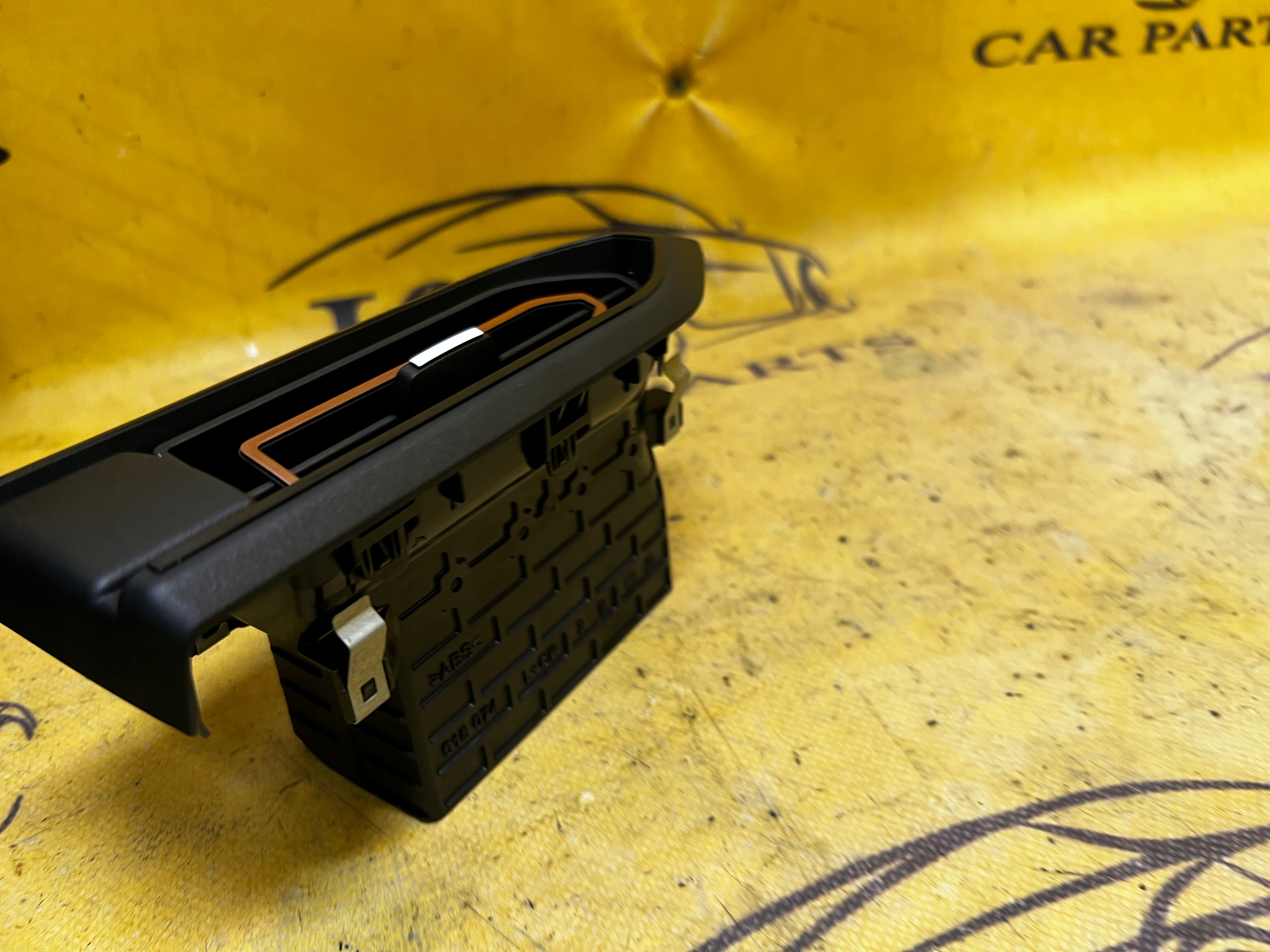 KRATKA NAWIEWU LEWA DACIA SANDERO STEPWAY III 2023R