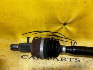 PÓŁOŚ TYŁ TYLNA PRAWY PRAWA RANGE ROVER EVOQUE II L551 2.0 DIESEL