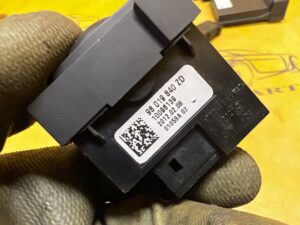 KOMPLET PRZEŁĄCZNIK PODGRZEWANIA FOTELA LEWY PRAWY PEUGEOT 508 I