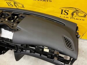 GOŁA DESKA ROZDZIELCZA KONSOLA INFINITI Q30 QX30