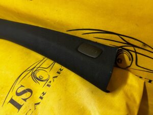 POSZYCIE OSŁONA OBUDOWA SŁUPKA PRZÓD A PRAWY MERCEDES CLS W218