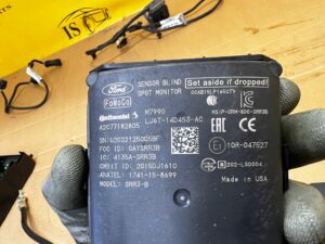 RADAR SENSOR MARTWEGO POLA BLIS MOCOWANIE PRAWY LEWY FORD ESCAPE MK4