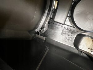 TUNEL ŚRODKOWY SCHOWEK UCHWYT NA KUBEK CUPHOLDER PEUGEOT 308 T9 HB EU