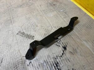 UCHWYT BLACHA WSPORNIK MOCOWANIE LEWY FORD BRONCO 21-