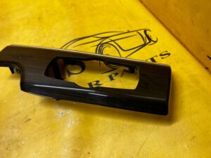 DEKOR RAMKA OSŁONA DESKI KONSOLI KOKPITU DREWNO BMW 7 F01 EU