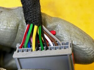 LUSTERKO LEWE 12 PIN LAND ROVER DISCOVERY V L462 CZARNE