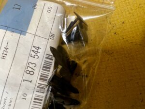 10 X ZACZEP KLAMRA MOCOWANIE BMW NOWE OEM