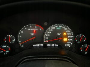 LICZNIK PRĘDKOŚCIOMIERZ ZEGARY PRZEŁĄCZNIKI CHEVROLET CORVETTE C5 97-04