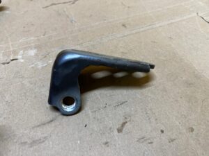 ZAWIAS DRZWI PRZÓD PRAWY GÓRNY FORD EXPLORER MK6