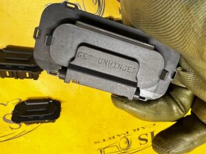 KOMPLET PORT GNIAZDO WTYCZKA WIĄZKI DRZWI GET UNHINGED FORD BRONCO 21-